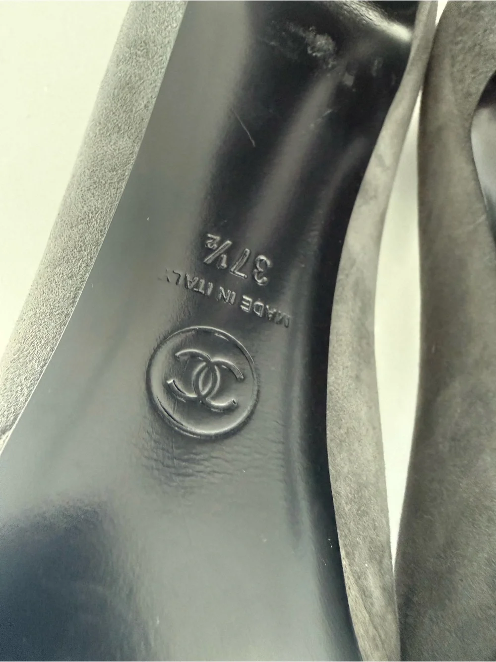CHANEL Gray Suede and Black Patent Cap-Toe Pumps - Picture 6 of 10